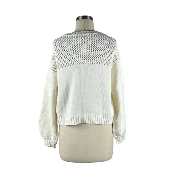 AMERICAN EAGLE OUTFITTERS AEO Cream Knit Cropped Pullover Sweater Size Medium - Picture 3 of 7